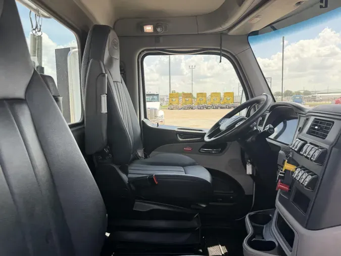 2024 Peterbilt 567
