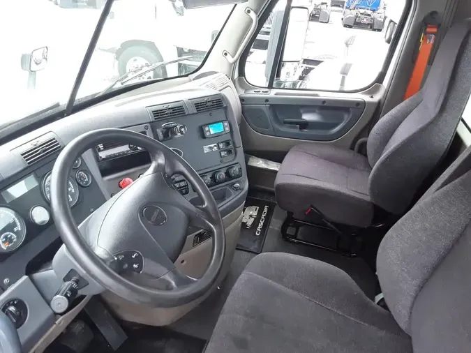 2018 FREIGHTLINER CASCADIA 125