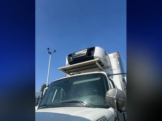 2019 FREIGHTLINER M2 106