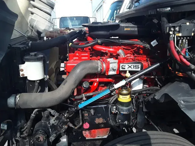 2019 NAVISTAR INTERNATIONAL LT625 DAYCAB T/A