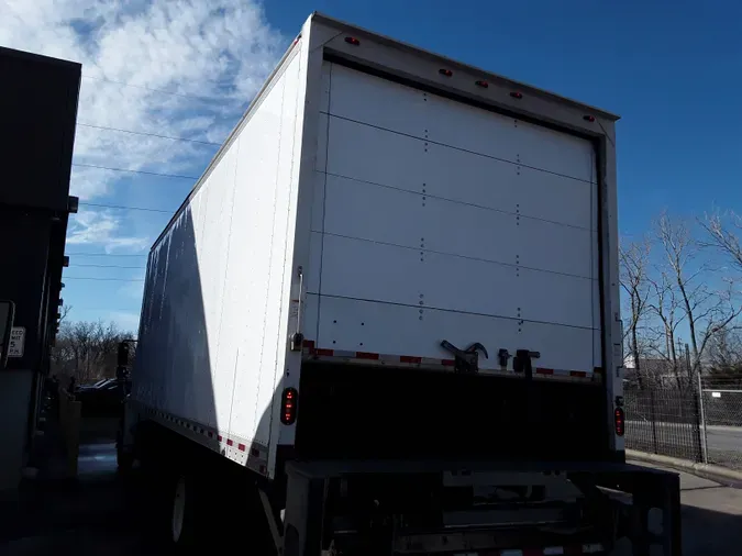 2019 FREIGHTLINER/MERCEDES M2 106