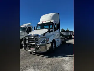 2020 FREIGHTLINER/MERCEDES NEW CASCADIA 116