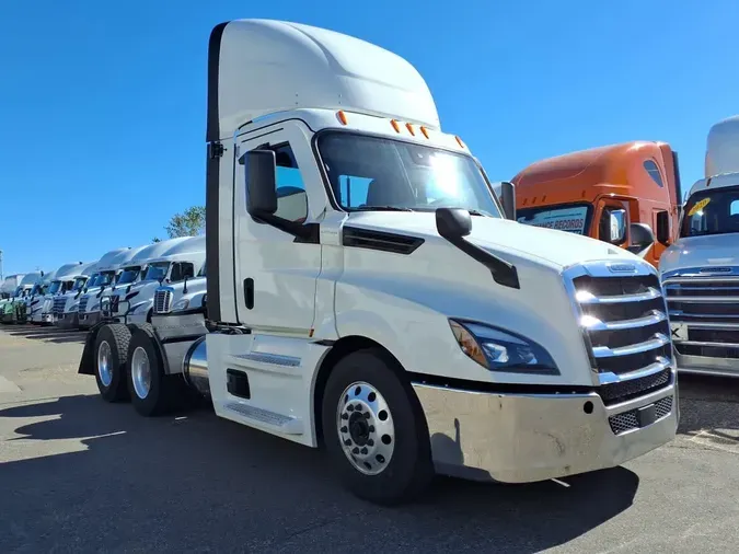 2020 FREIGHTLINER/MERCEDES NEW CASCADIA PX12664
