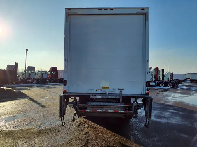 2018 FREIGHTLINER/MERCEDES M2 106