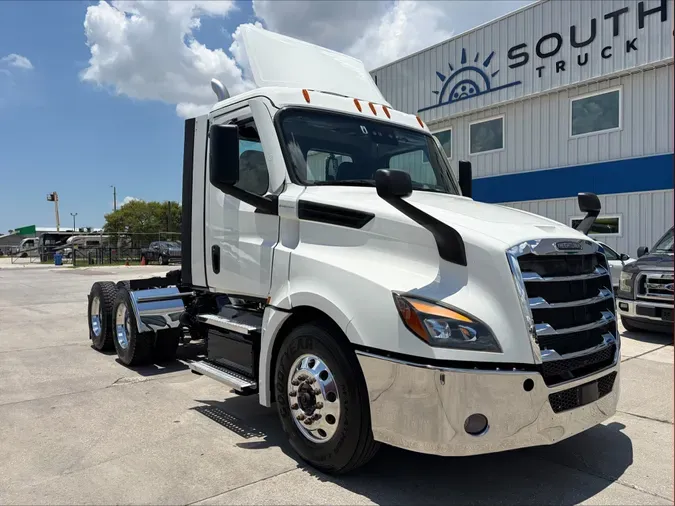 2022 Freightliner Cascadia 12610cf69083acf062d44522e1fb8976b85