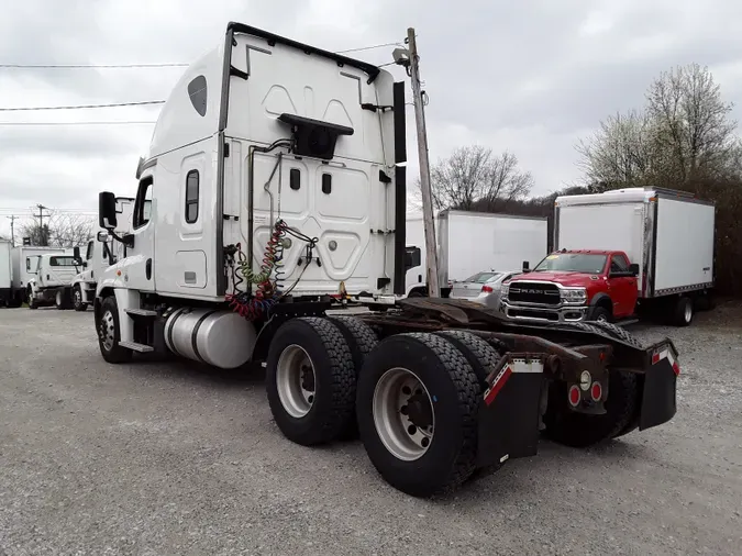 2017 FREIGHTLINER/MERCEDES CASCADIA 125