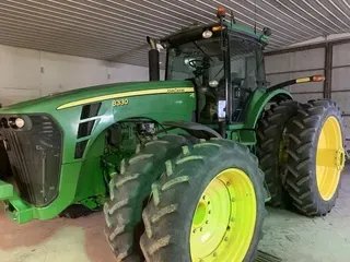 2007 John Deere 8330