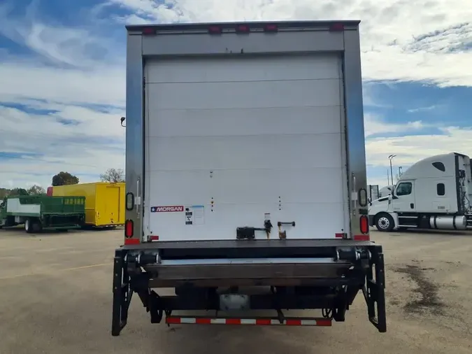 2014 FREIGHTLINER/MERCEDES M2 106