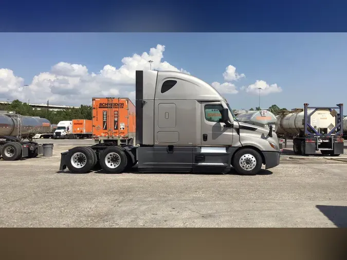 2023 Freightliner Cascadia