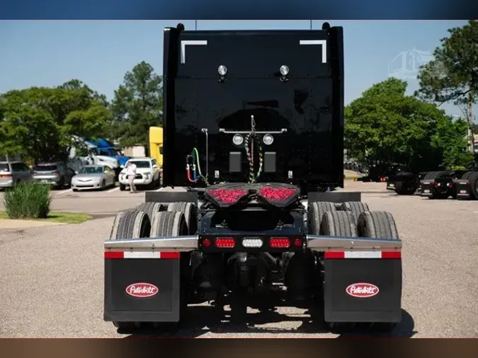 2025 PETERBILT 579