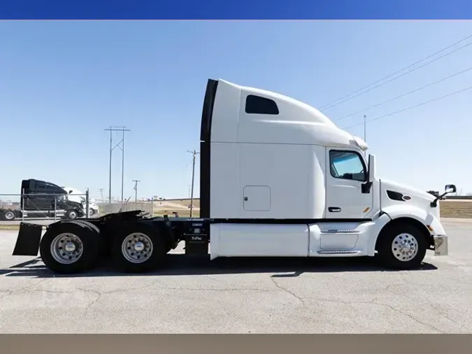 2021 PETERBILT 579