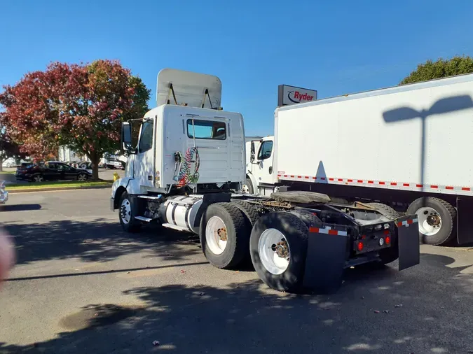 2018 VOLVO VNL64TRACTOR