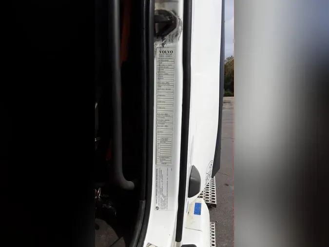 2018 Volvo VNL300