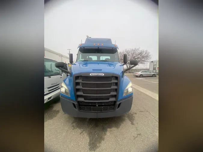 2019 FREIGHTLINER/MERCEDES NEW CASCADIA 116