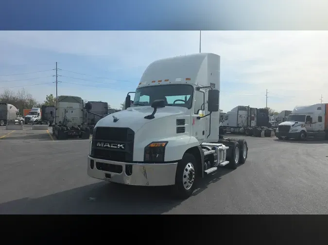 2018 Mack Anthem10e3e6154aced48786137da44a9363c7