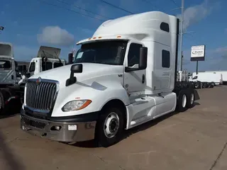 2019 NAVISTAR INTERNATIONAL LT625 SLPR CAB