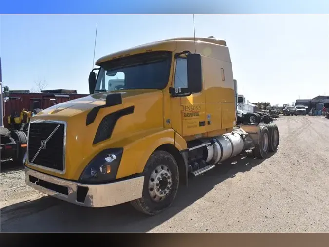 2016 VOLVO VNL64T63010e823a83833686e59eca28aa5a8838e