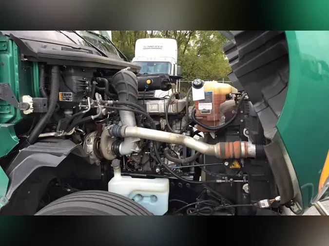 2021 International LT10ebfa5e3bcefb17aa1c47f64ef22da4