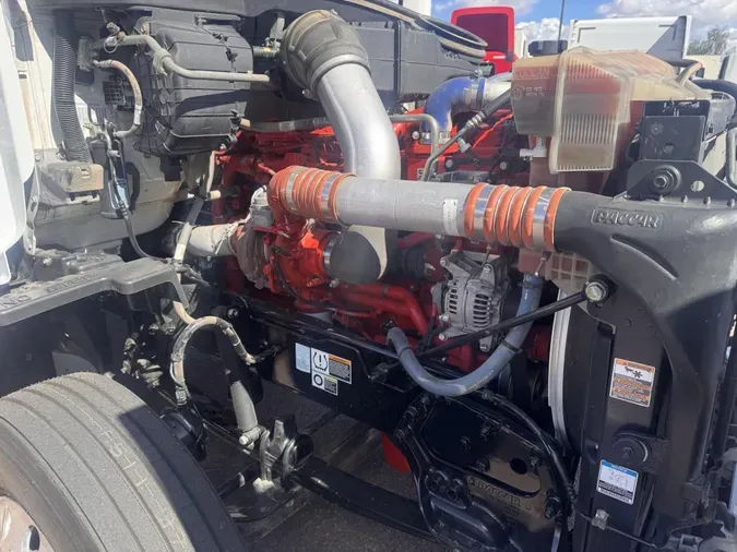 2020 Peterbilt 57910ec37b693bfe670b9f5bc519c14fa6d