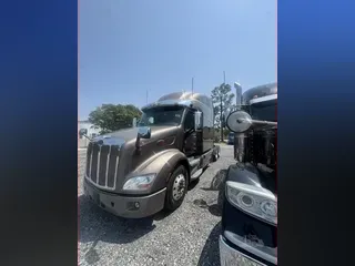 2019 PETERBILT 579