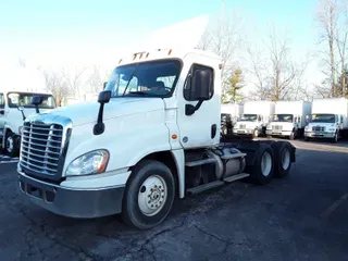 2018 FREIGHTLINER/MERCEDES CASCADIA 125