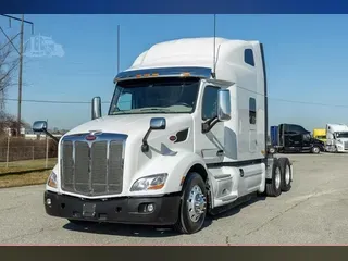 2022 PETERBILT 579