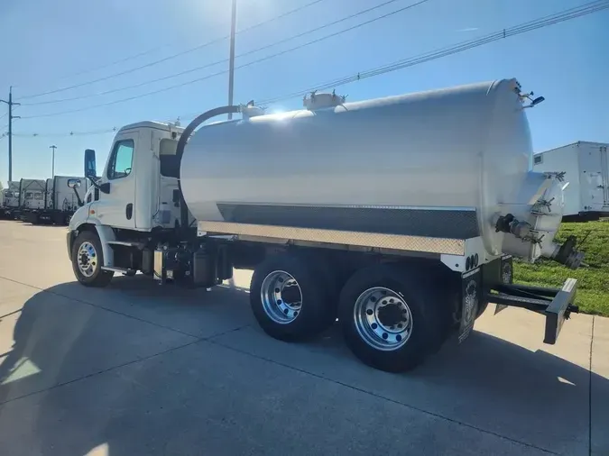 2014 Freightliner Cascadia