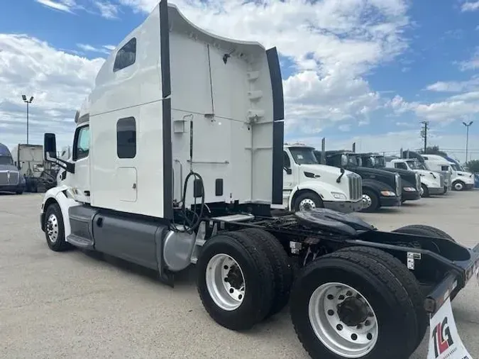 2021 Peterbilt 579