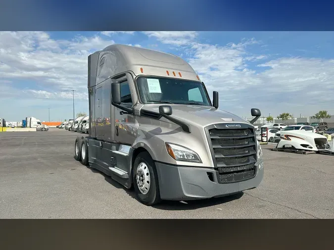 2023 Freightliner Cascadia10f8fdb4799db5ab8b8a076c54fda171