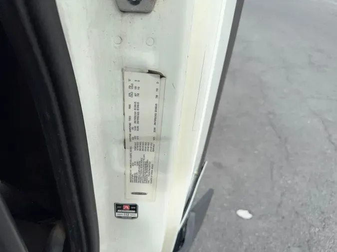 2020 Freightliner Cascadia 126