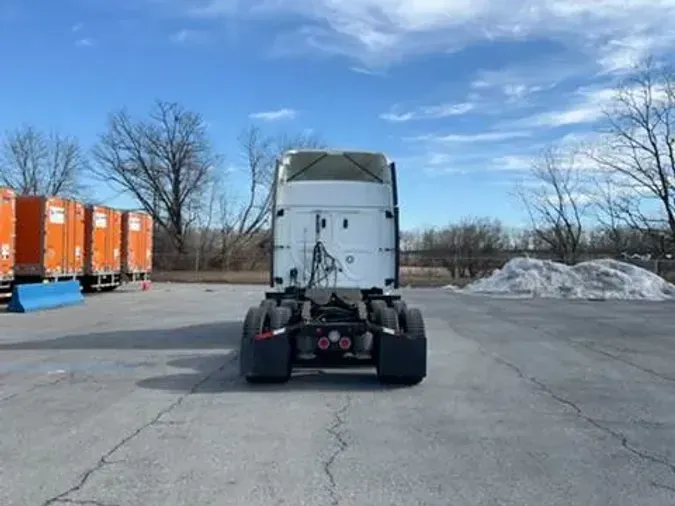 2020 Freightliner Cascadia