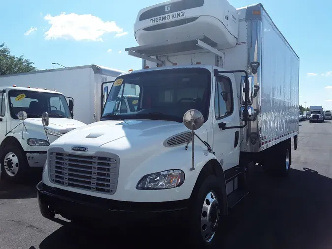 2016 FREIGHTLINER/MERCEDES M2 10610fdcc4a143a3927478a385e02fb1e2e