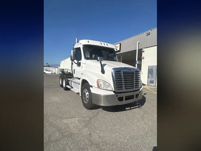 2019 FREIGHTLINER/MERCEDES CASCADIA 1251105b6feebc794739e0f35debdaa2236