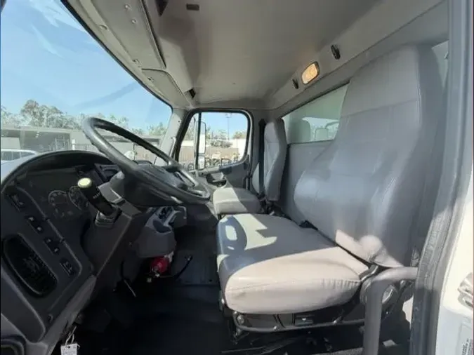 2019 Freightliner Business Class M2 106110769857e431fbfbebc04367bef6a69