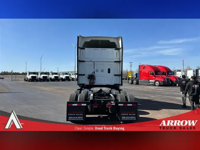 2022 INTERNATIONAL LT