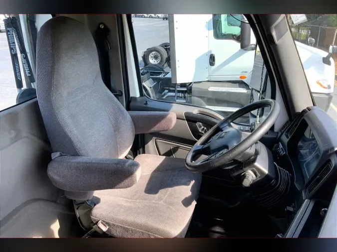 2021 INT LT625 6x411095b51bb19452a9e4e604489299051