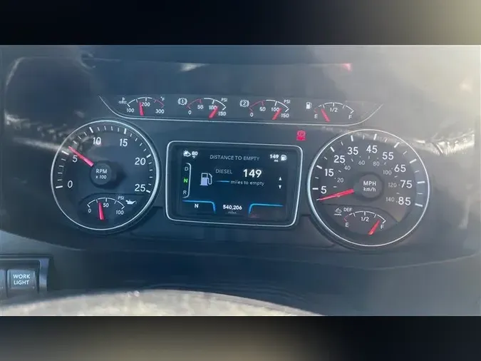 2023 INTERNATIONAL LT