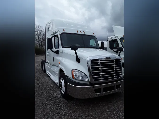 2018 FREIGHTLINER/MERCEDES CASCADIA 125