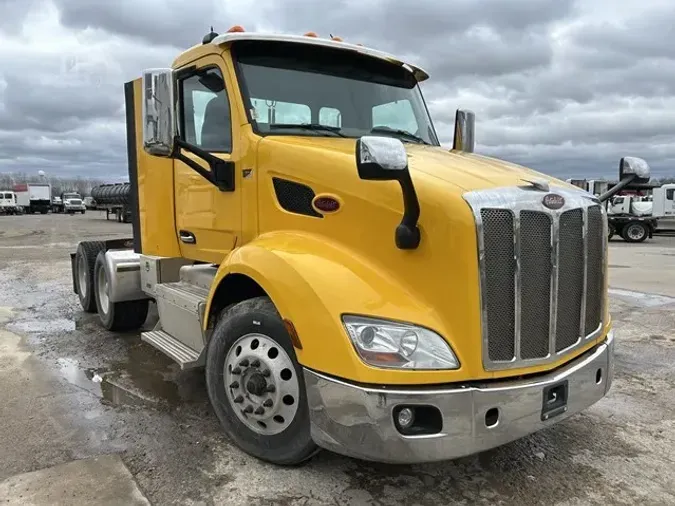 2016 PETERBILT 579