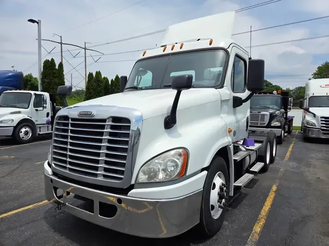 2020 FREIGHTLINER CASCADIA 1251112925476cac638dc270e04b17604a0