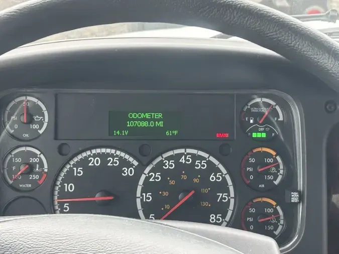 2019 FREIGHTLINER/MERCEDES M2 106