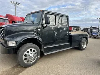 1996 INTERNATIONAL 4900