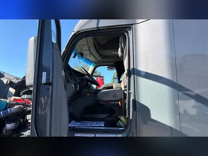 2022 KENWORTH T6801124f5bc16dc2f9ac5d6d0e41741b38e