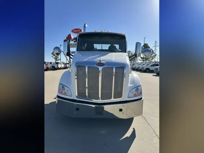 2021 Peterbilt 367