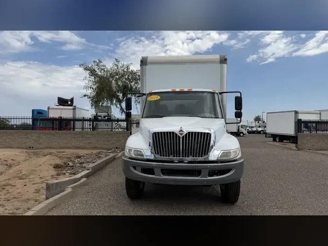 2019 NAVISTAR INTERNATIONAL 4300