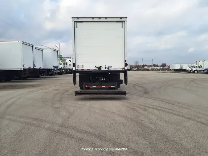 2018 FREIGHTLINER/MERCEDES M2 1061128e1bff6489c2b58876488d4d3d50f