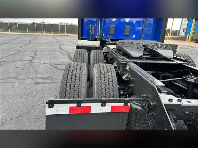 2021 KENWORTH T680