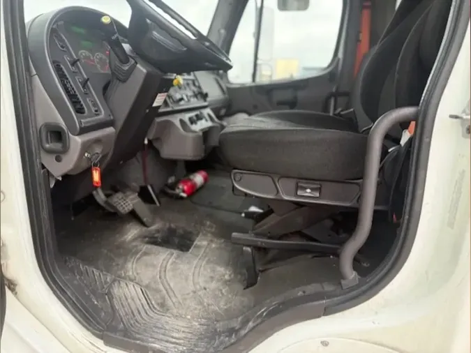 2019 FREIGHTLINER/MERCEDES M2 106112d108280ad44c370140eed5facaa95