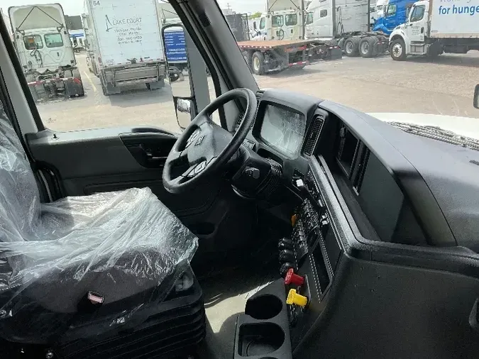 2019 International LT625