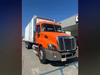 2018 FREIGHTLINER/MERCEDES CASCADIA 113